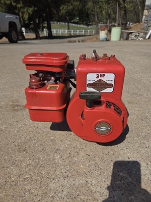 Running, All Original 1972 Briggs And Stratton 3hp Engine, Horizontal Shaft