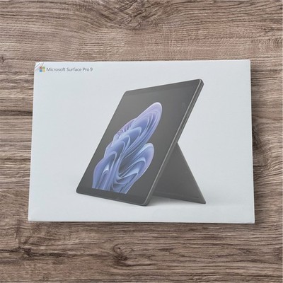 Microsoft Surface Pro 9, i5, 16GB RAM, 256GB Win 11 Home, 13 Zoll Tablet Graphit
