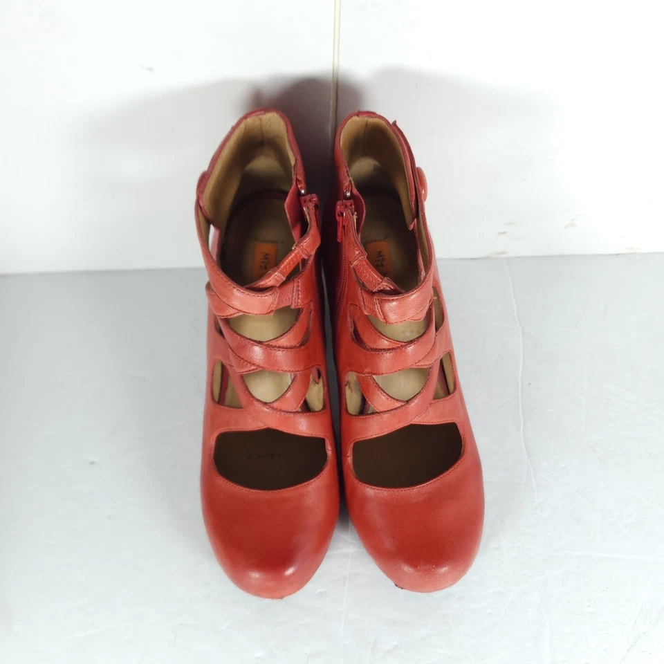 Miz Mooz Women's Sedona US 8,5M Red Leather InSide Zip Caged Heels Pumps Shoes - Image 4 of 4