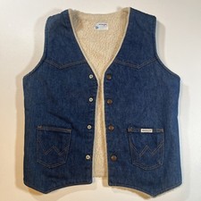 Vintage Wrangler No Fault Sherpa Lined Denim Vest Men s S Made In USA Cowboy