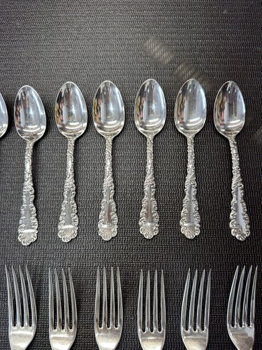 Lot Of 24 Antique 1890s Wallace Sterling Silver Waverly Forks Spoons RW&S 30oz. - Picture 3 of 10