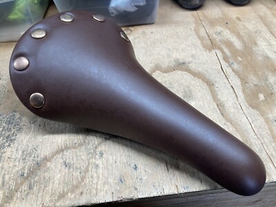 Brown leather saddle road gravel mountain bike seat brass rivets