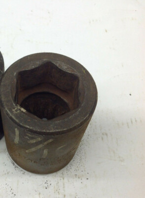 Proto  09923, 1-7/16''  x No. 5 Spline Drive 6 Pt Impact Socket. d5r3
