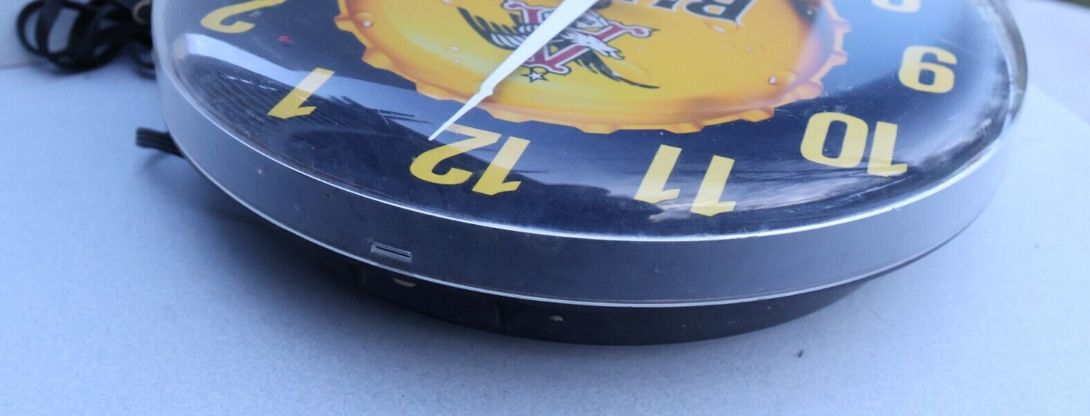 Vintage BUSCH BEER Light Up Round Bar Bottle Cap Clock Sign eBay