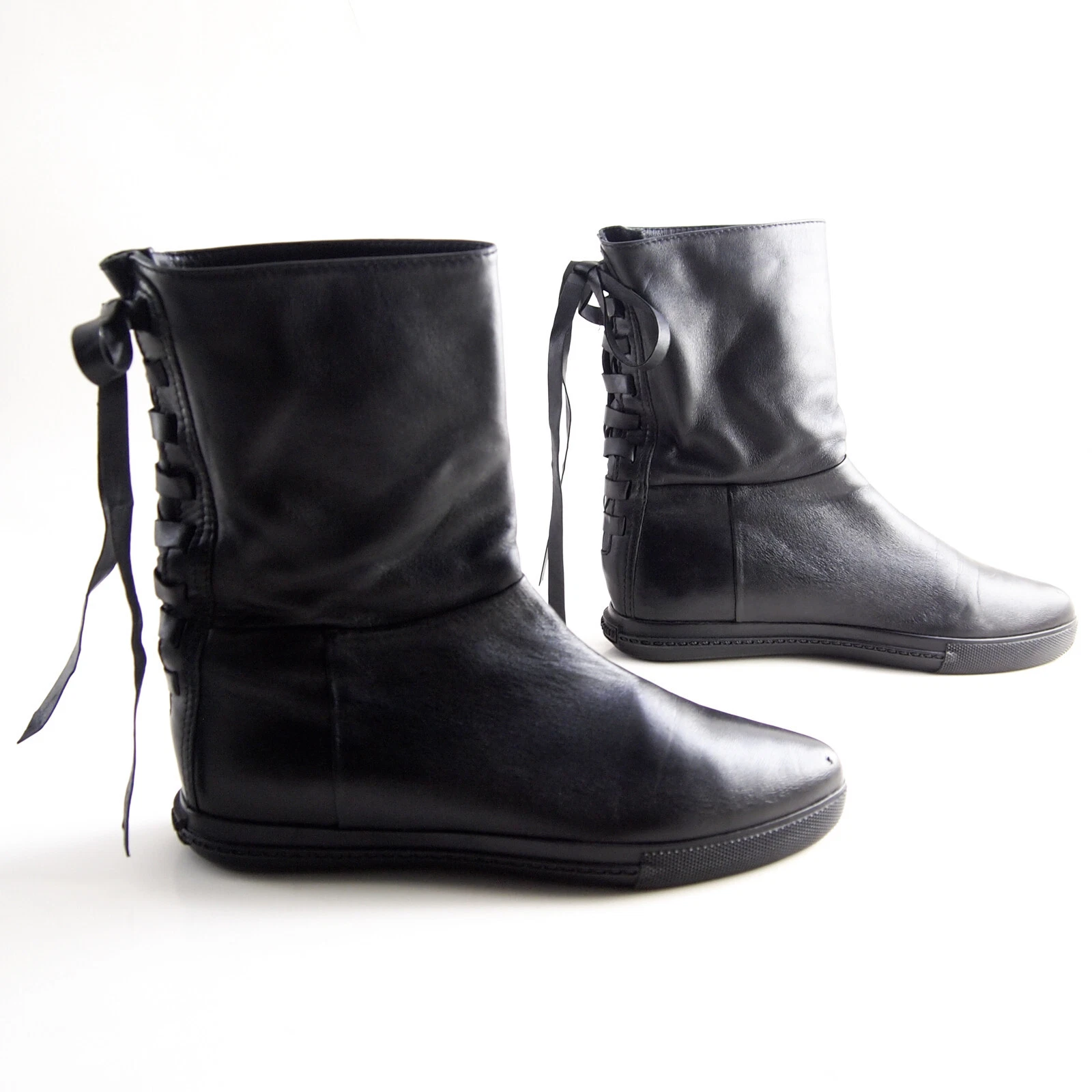 Stivaletti Miu Miu 5U9265 in pelle nera da donna taglia EU 37 US 7