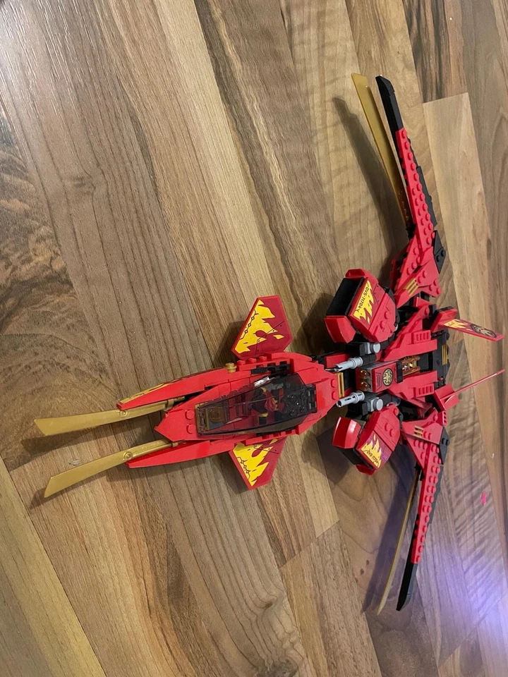 LEGO Ninjago 71704 Kai Fighter, Foto 2 von 3