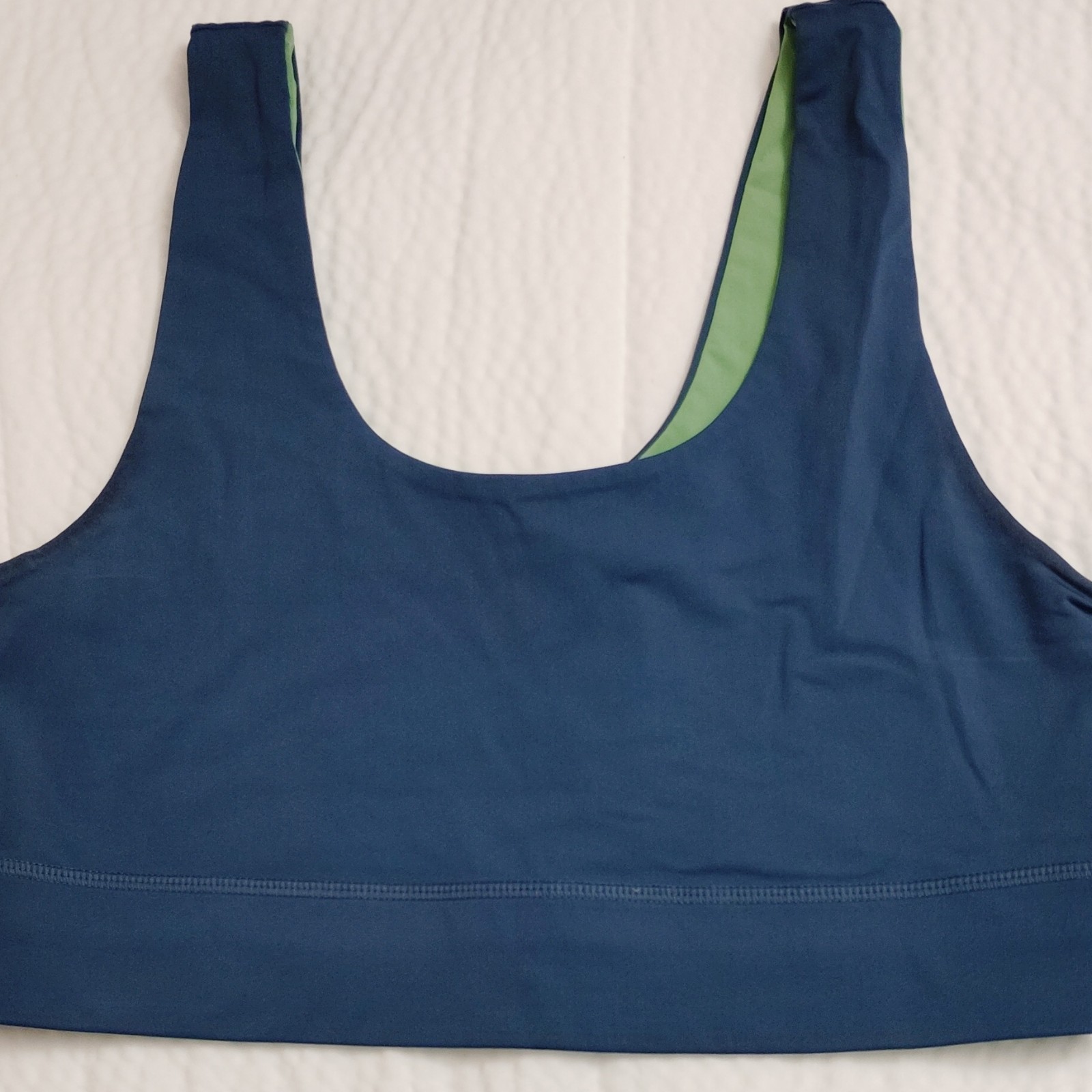 Fabletics Women's Blue Green Sports Bra XL Wireless Pullover Solid