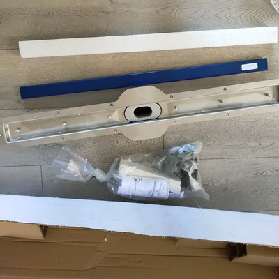 Impey Linearablauf 800 mm Edelstahlabdeckung horizontaler Auslauf LNR80S/H