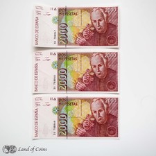 SPAIN: 3 x 2,000 Spanish Peseta Banknotes with Consecutive Serial Numbers.