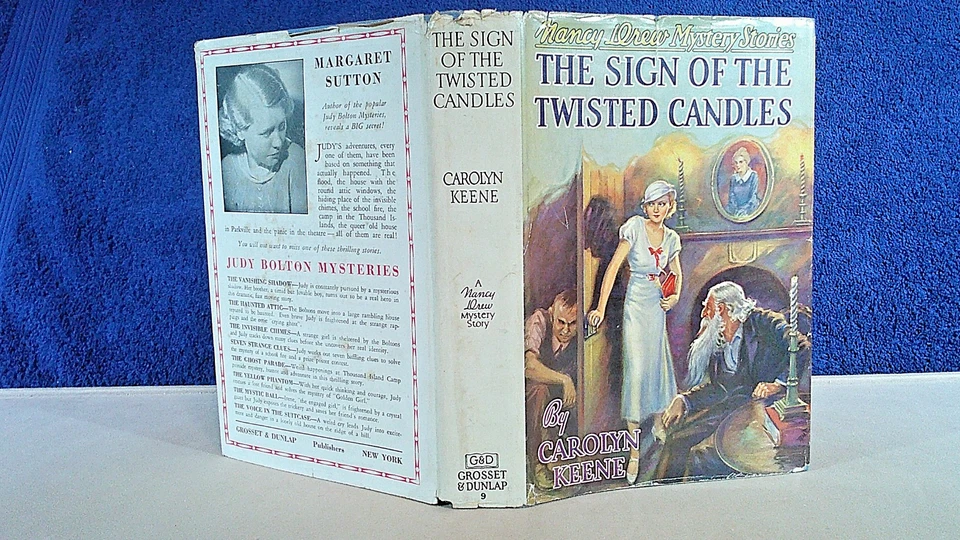 NANCY DREW NO SPINE SYMBOL INTERNALS #9 SIGN OF THE TWISTED CANDLES DJ 1935A-12 - Image 2 of 4
