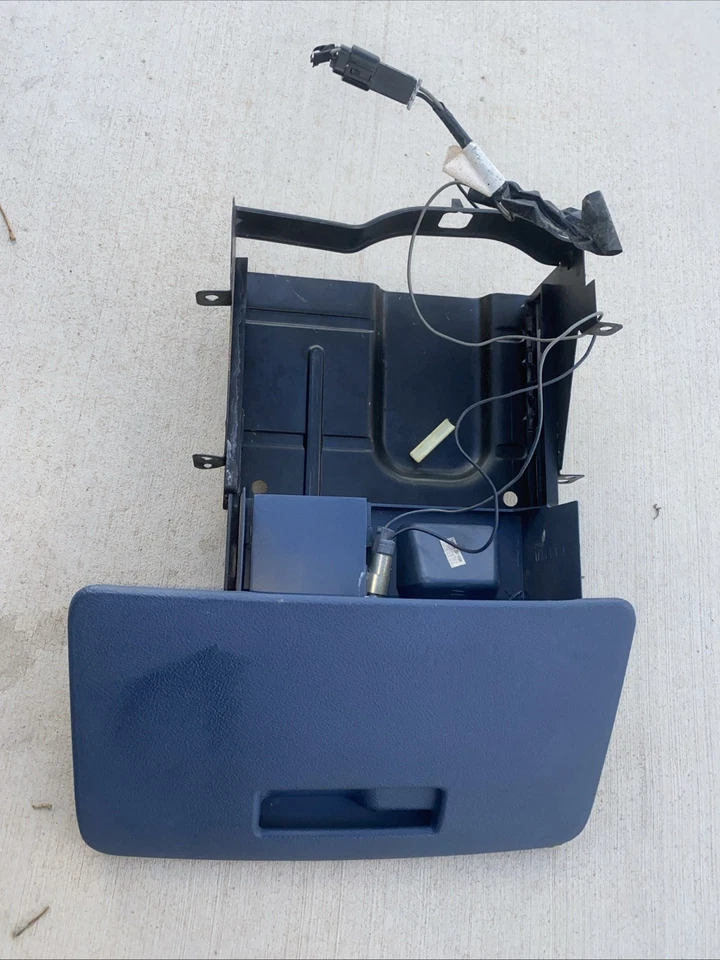 Chevrolet Impala SS 1994 1995 1996 Caprice portavasos cenicero montaje azul OEM Foto 3 de 4