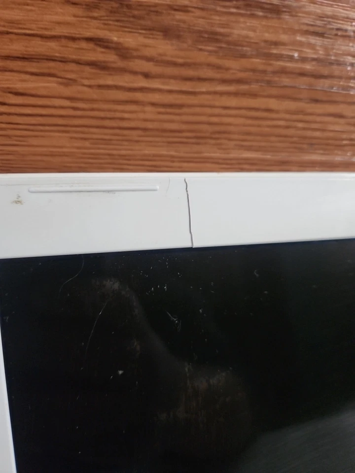 2006 Apple MacBook 13" A1181 AS IS FOR PARTS ONLY READ! - Image 3 of 4