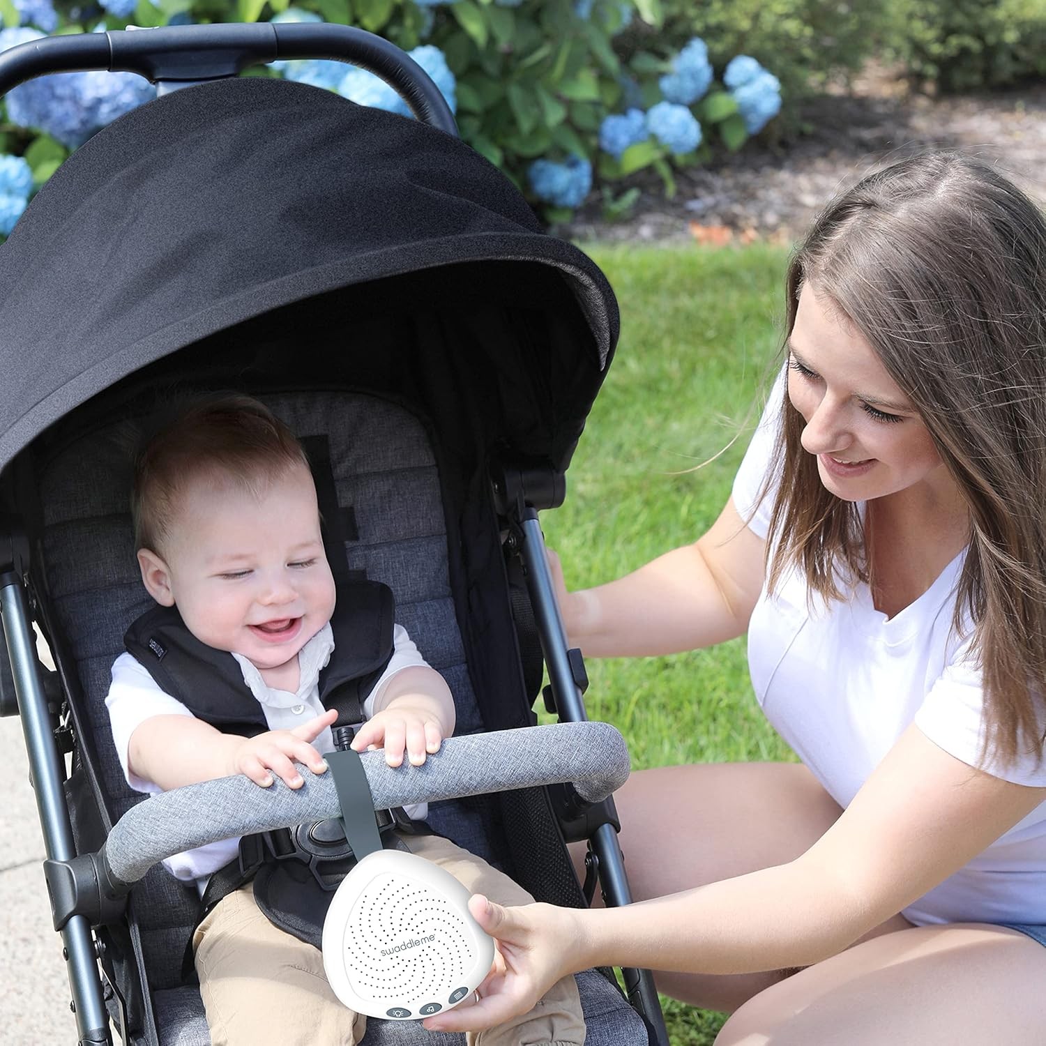 SwaddleMe by Ingenuity Soothe & Vibe – Portable Sound Machine & Soother White 