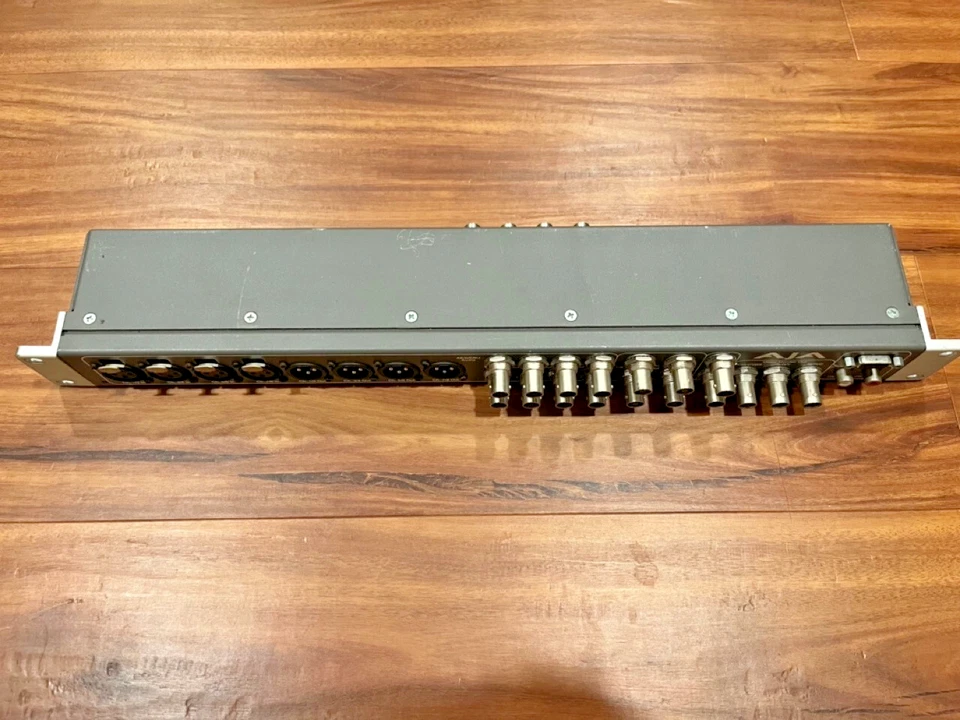 AJA K3-Box Breakout Box para KONA 3 - SIN PROBAR Foto 2 de 4