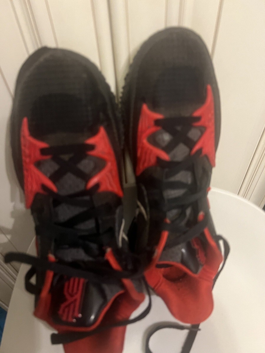Nike Kyrie Low 4 Bred Black University Red Basketball CW3985  display picture 1