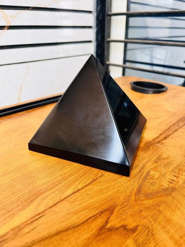 Large Black Tourmaline Pyramid Hand Carved Crystal Home Office DecorativePyramid - Picture 5 of 6