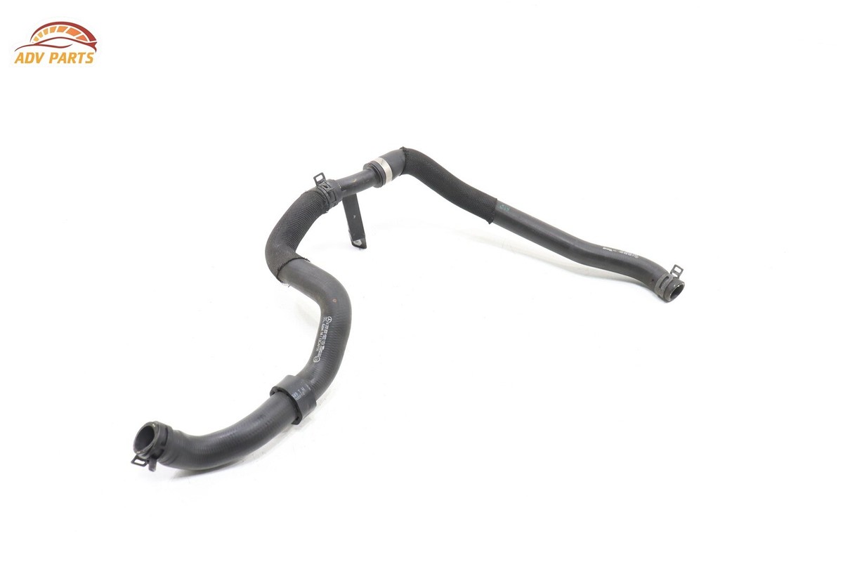 Durite De Radiateur Compatible Avec Mercedes Pour Benz W203 C240 ​​C320 A2035010782 Pièces Rechange Tuyaux Radiateur Tuyau Réservoir D'eau Liquide Refroidissement Supérieur Tube Réfrigérant Accessoire