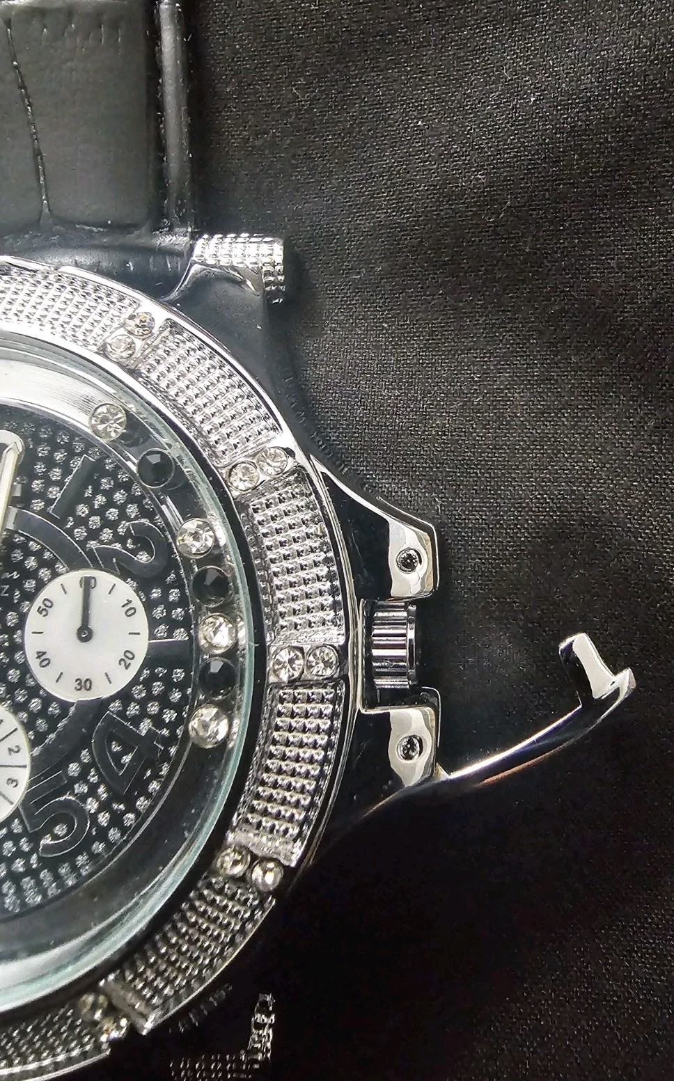 Silver Men's Fashion Quartz Analog Wristwatch Black Leather Silver Case 58.7mm image 3