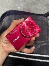 Samsung MV800 Selfie Flip-out Vlog 5x Zoom 16.1MP Red Digital Camera - 95 New