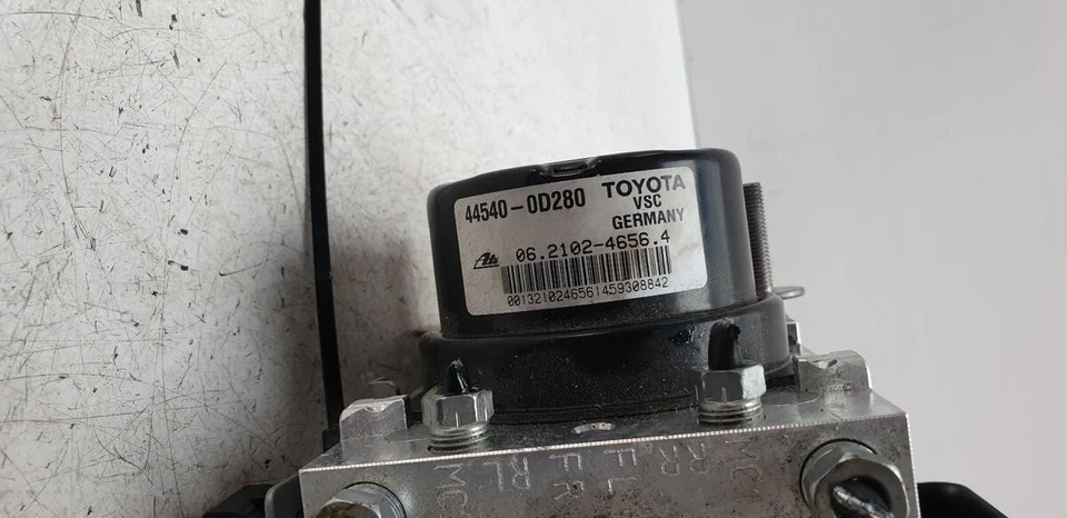 BOMBA ABS HIDRÁULICA ATE TOYOTA YARIS NSP131 2017-2021 CON ECU 44540-0D280 Foto 4 de 4