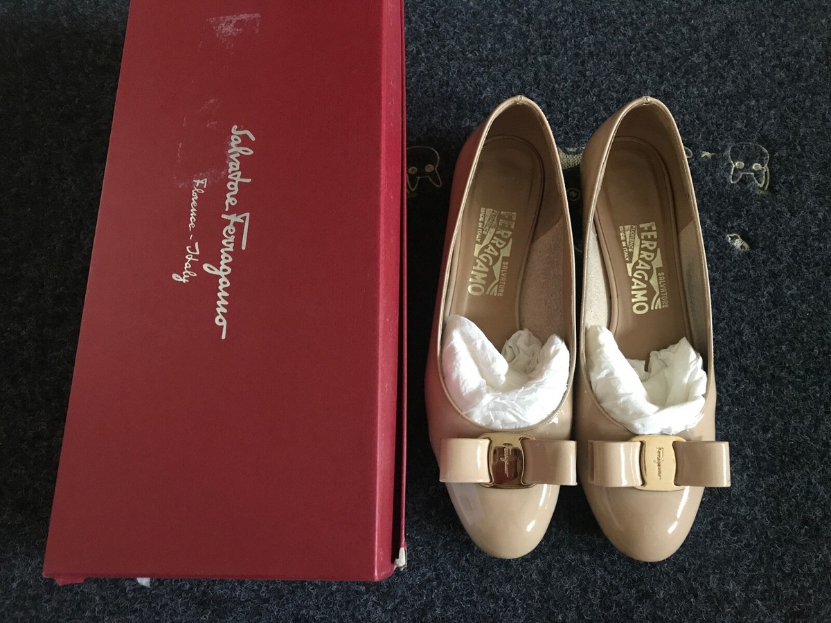 サルバトーレフェラガモ Salvatore Ferragamo Vara Pump Nude size 6.5B | eBay