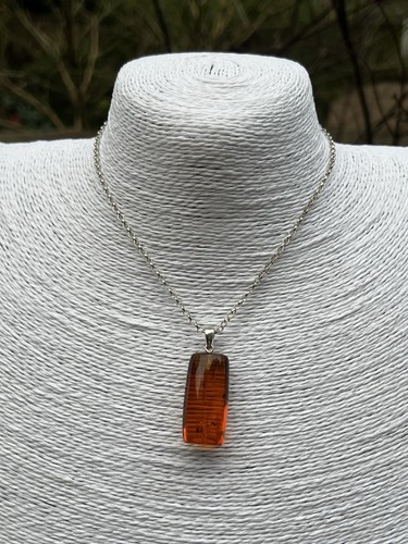 Natural Amber Bright Cognac Colour Cylinder Pendant 23 - Picture 4 of 14