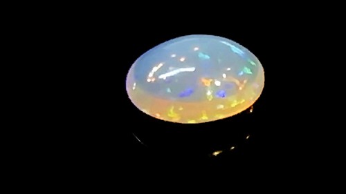 3.14 CT MULTICOLOR WELO ETHIOPIAN OPAL - Picture 4 of 9