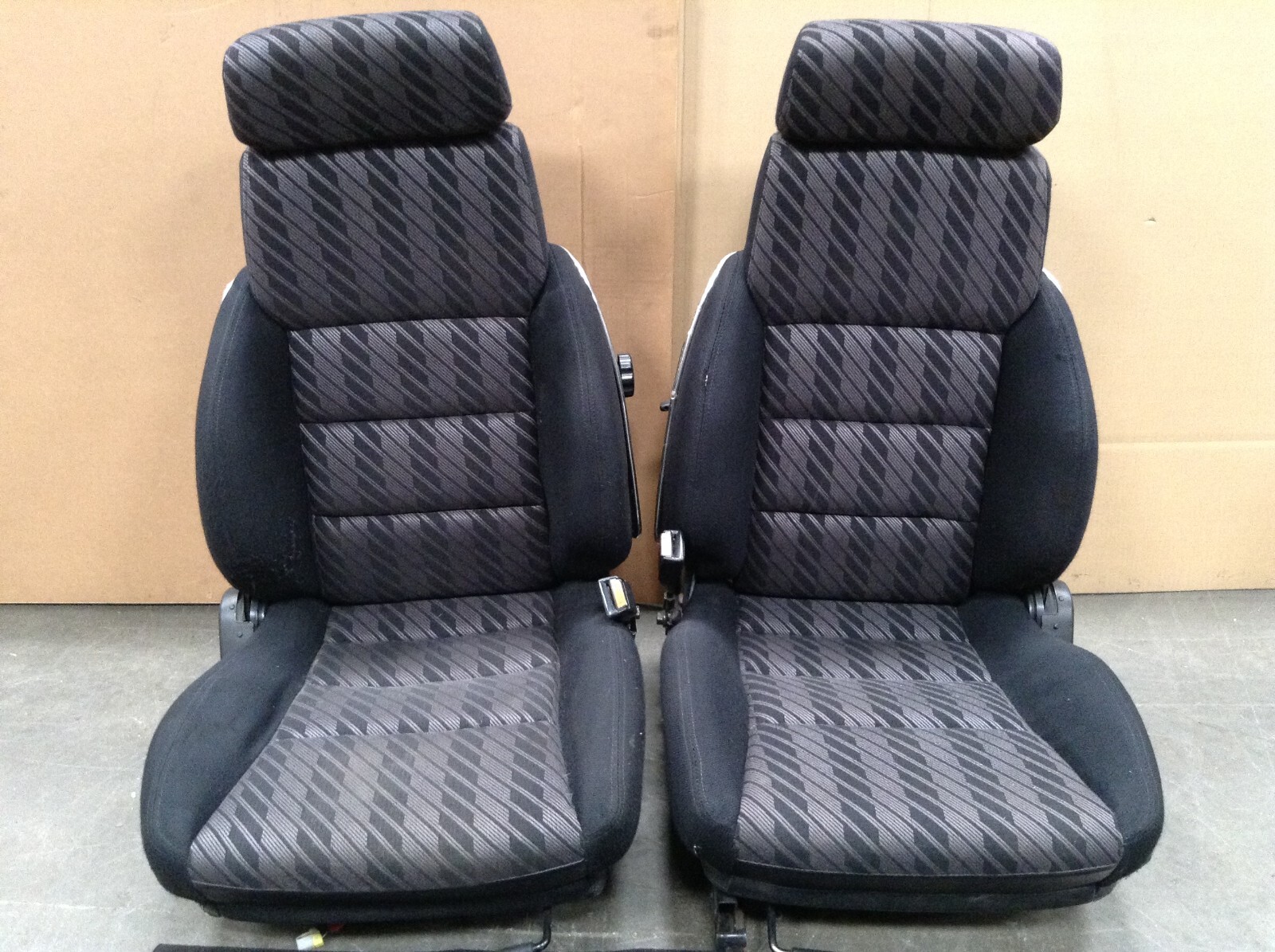 JDM 8489 NISSAN 300ZX Z31 OEM FRONT & REAR COMPLETE SEATS RARE eBay