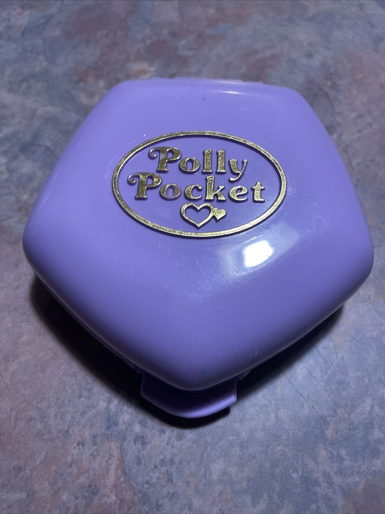 1992 Polly Pocket Polly at the Burger Stand Compact ONLY Bluebird Toys