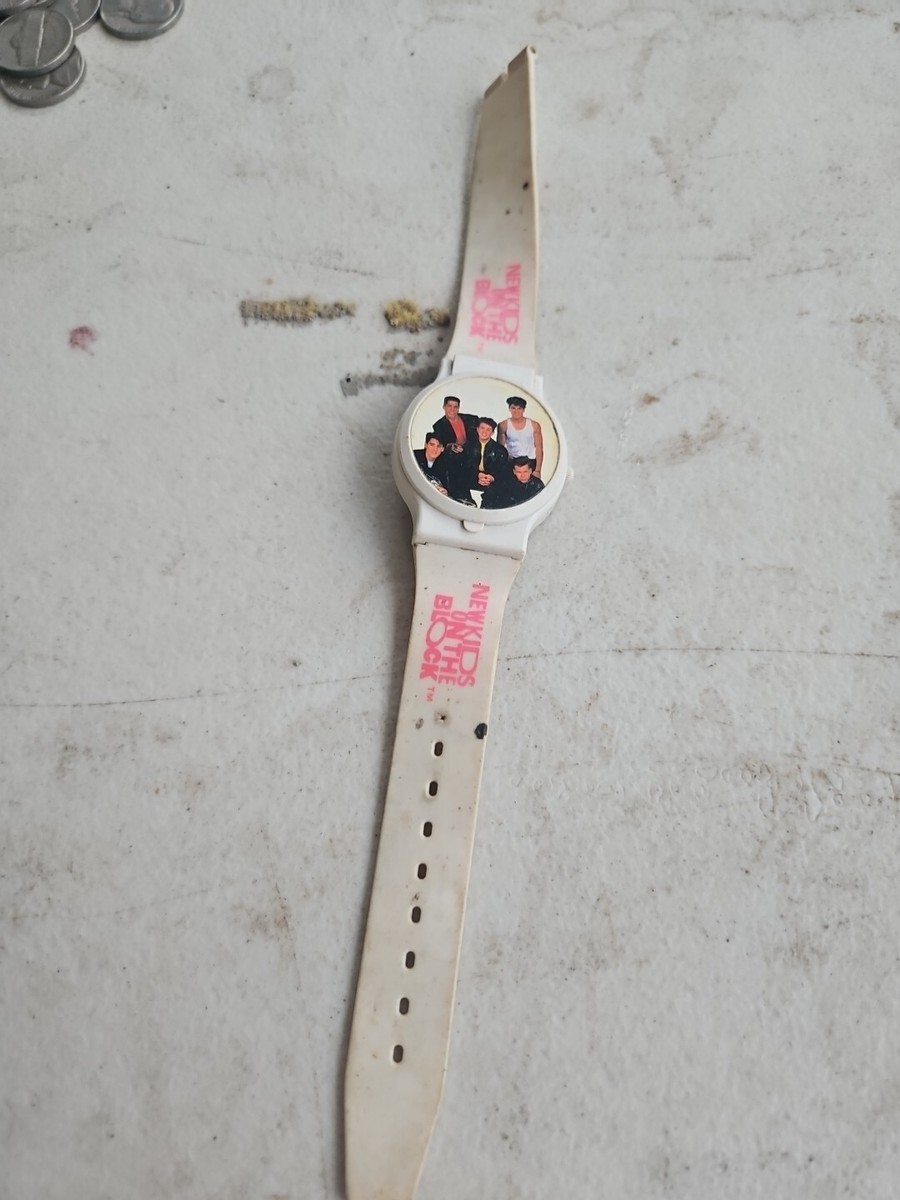 NEW KIDS ON THE BLOCK VINTAGE 1990 FLIP QUARTZ Digital Watch  display picture 1