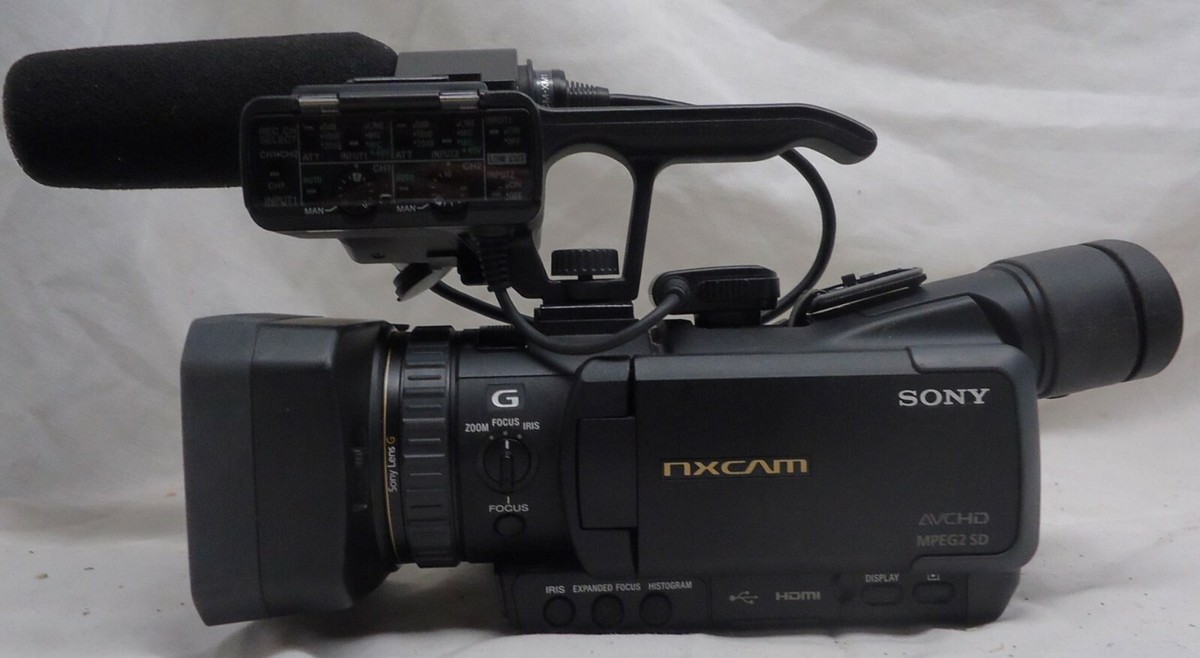 Sony HXR-NX70U Camcorder SD Memory 96GB Internal 170 Hours Sony HXR-NX70U Camcorder SD Memory 96GB Internal 170 Hours