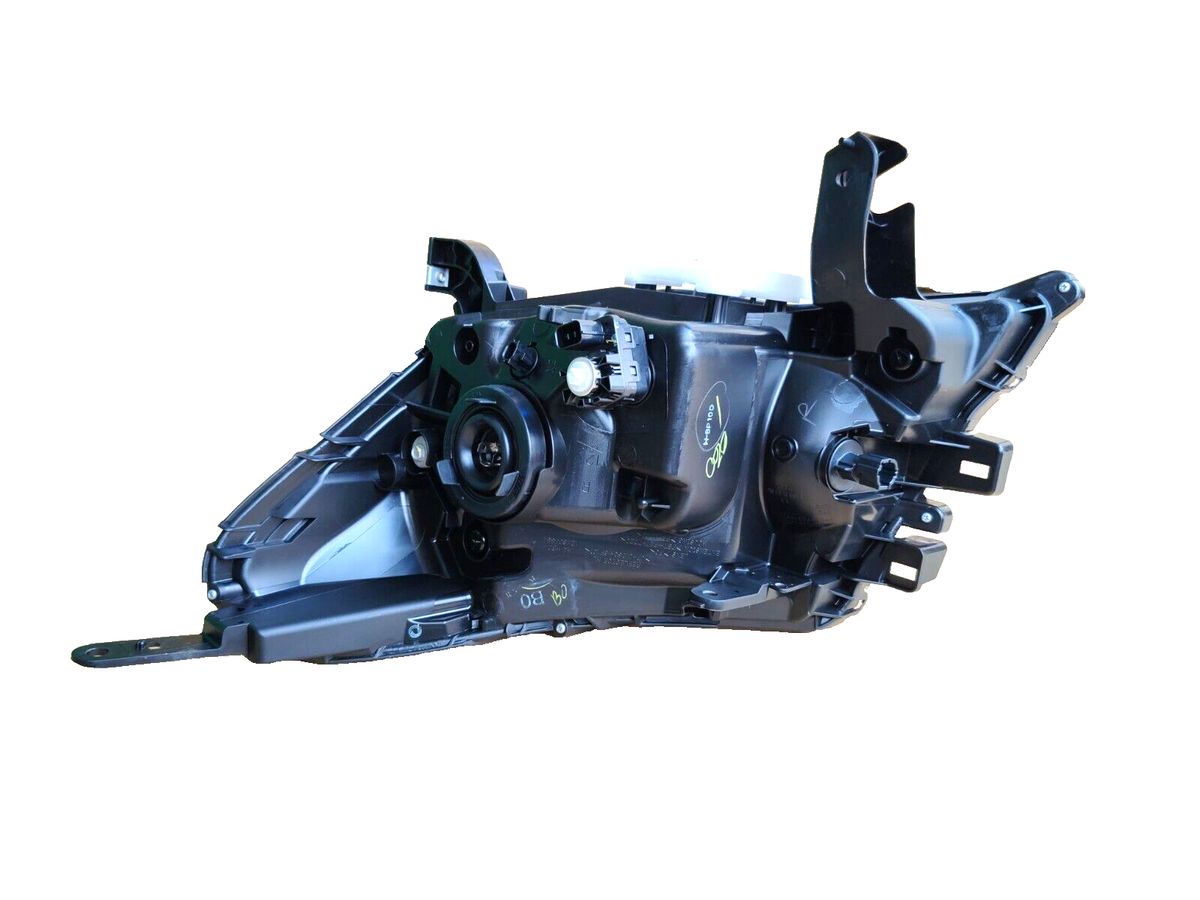 日野自動車　LAMP ASSY RR 224-35031 純正品 日野自動車 LAMP ASSY RR 224-35031 純正品 - メルカリ