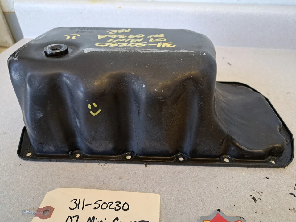 07-15 Mini Cooper 11-16 Countryman 13-16 Paceman 08-14 Clubman 1.6L Oil Pan - Image 4 of 4