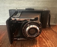 Vtg Kodak Vigilant Junior Six-20 folding camera W/leather Case READ Untested