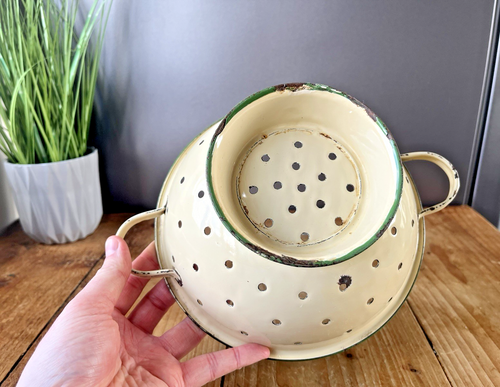 VINTAGE 50S CREAM & GREEN ENAMEL FARMHOUSE KITCHEN COLANDER STRAINER SIEVE JUDGE - Picture 6 of 13
