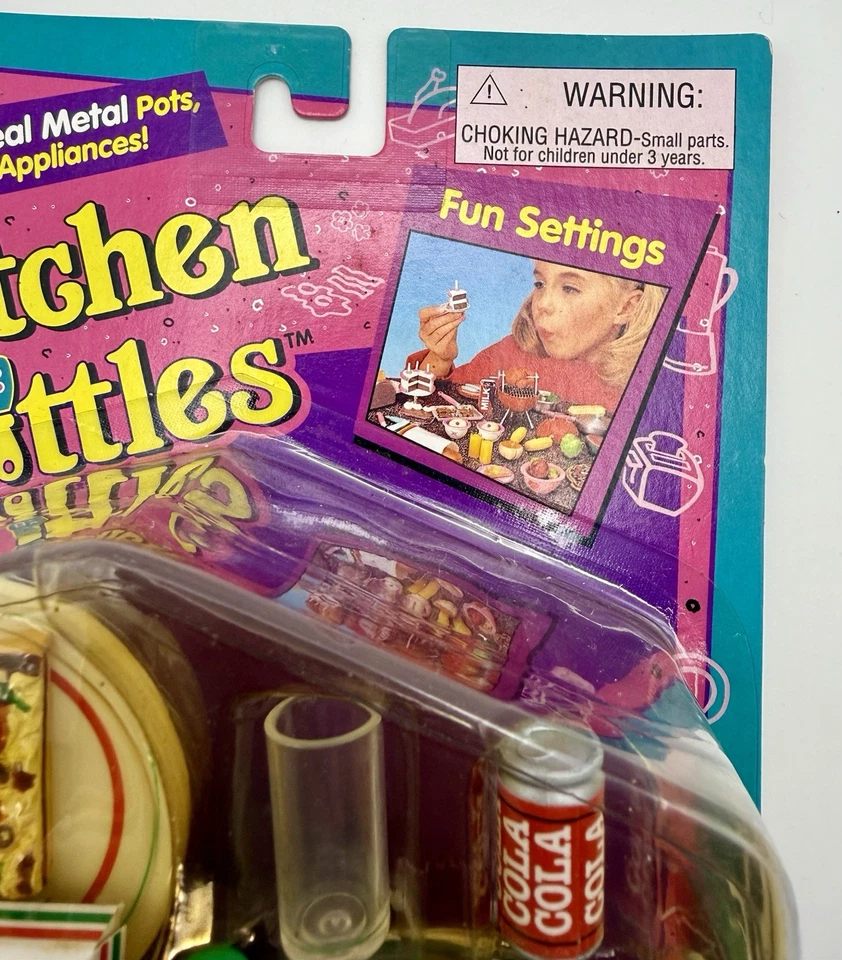 Tyco Kitchen Littles Pizza Party Set Barbie NUEVO Sellado de Fábrica 1995 Foto 4 de 4