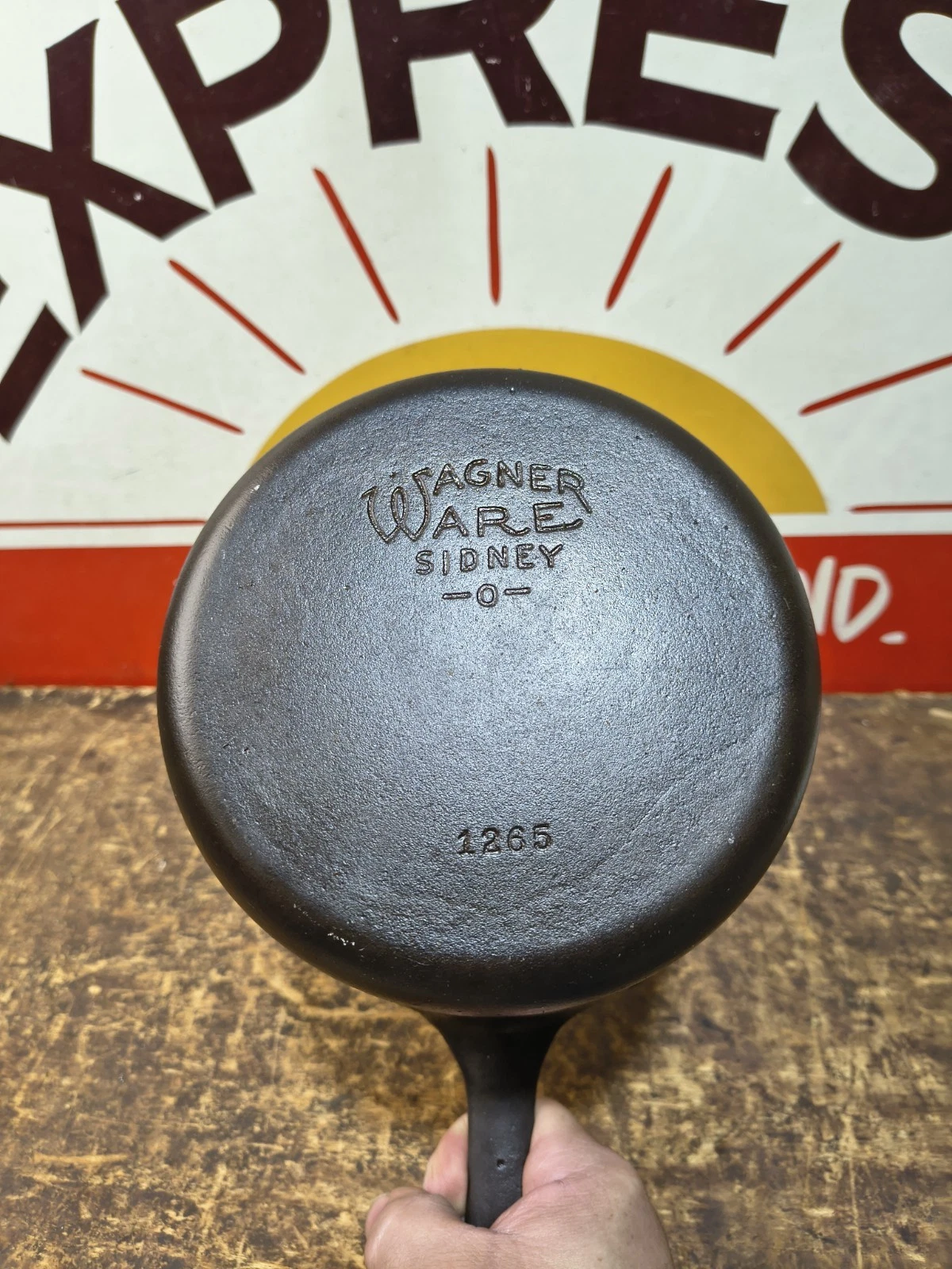 "Fully Restored" Wagner Cast Iron Deep Fryer Skillet Pan #1265 Seasoned
Opens in a new window or tab