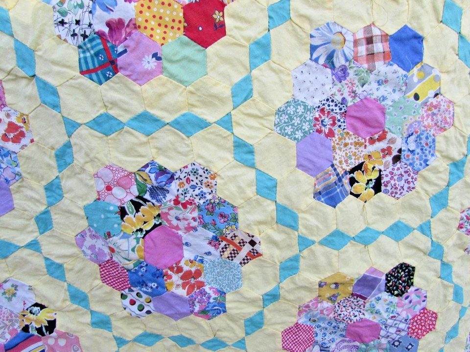 Antique Vtg Quilt Top Grandmothers Flower Garden Yellow 68" x 84" - Image 3 of 4