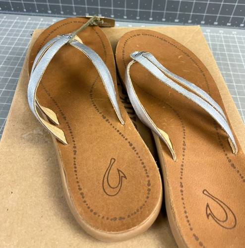 Women's OluKai Kapehe Luana Leather Sandals Size 9  New Sahara Silver - Picture 3 of 6