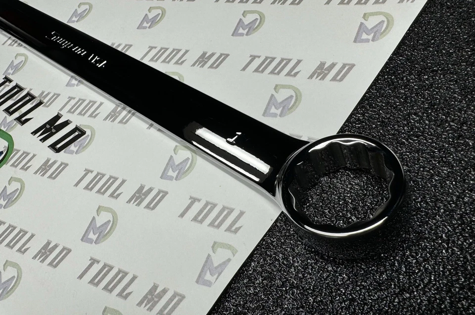 Snap-on Tools USA NEW 1" SAE FLANK DRIVE PLUS 12PT Chrome Combo Wrench SOEX32 - Image 4 of 4