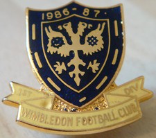 WIMBLEDON Vintage 1st DIV 1986-87 SEASON Badge Maker W.O LEWIS B'ham 26mm x 25mm