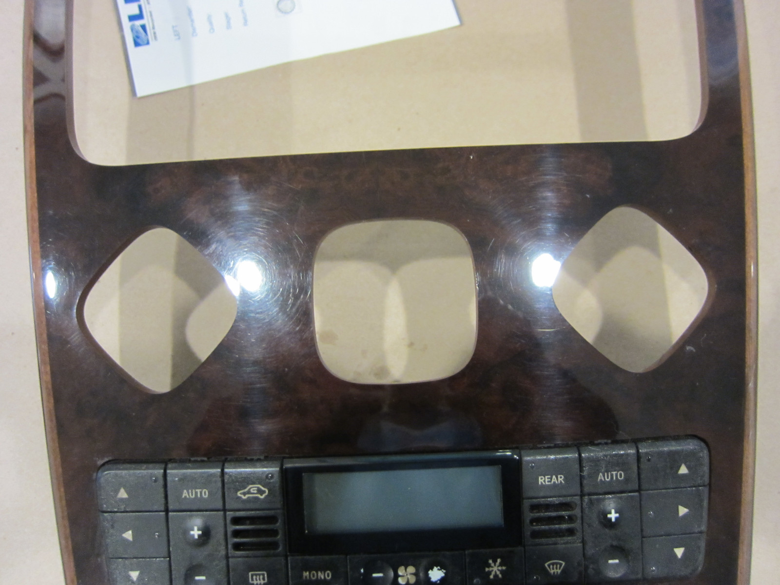 Maserati Quattroporte - Center Dash Panel With Climate Controls. Part#67305400