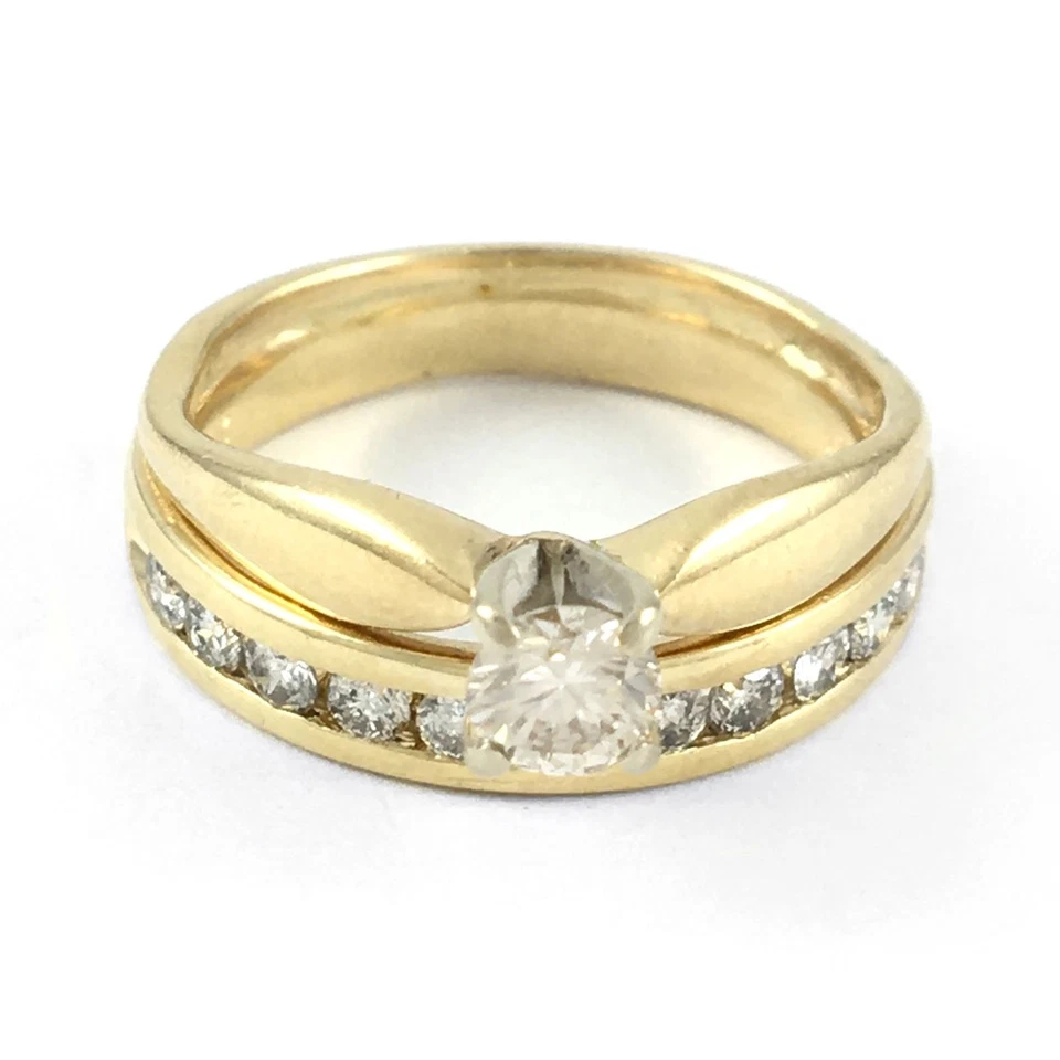14K Yellow Gold & Diamond Wedding Ring 5.4 Grams - Image 2 of 4