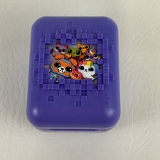 Blitzee Interactive Digital Pet 3D Display Electronic Pop Open Pet Spin Master