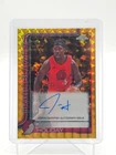 JRUE HOLIDAY 2025-26 TOPPS CHROME UPDATE GOLD GEOMETRIC AUTO /50 #TCA-JRH Q5849