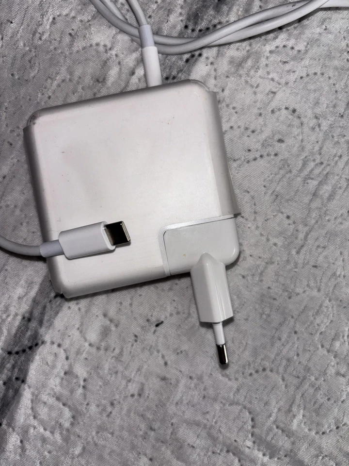Apple MacBook Air 13" M1 · 8GB · 256GB, foto 3 de 5