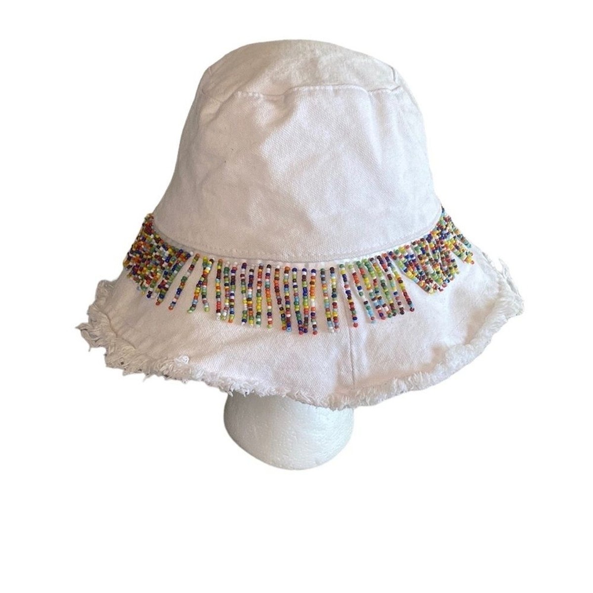 Badgley Mischka White Beaded Trim Woven Bucket Hat Fringe OS  display picture 3