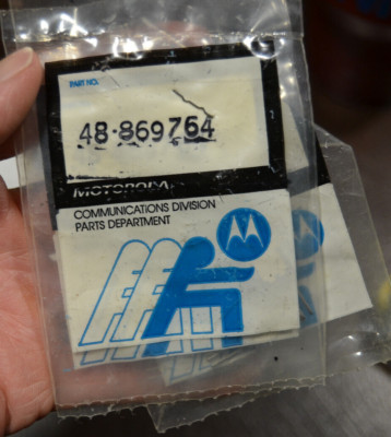 48869764 Original  semiconductor DEVICE, THYRISTOR motorola lot of (3)
