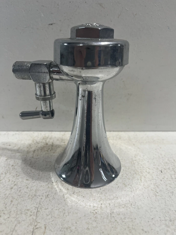 - Falcon Horn Silver Colored - Image 3 of 4