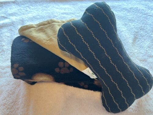 NEW! Reversible Biscuit & Paw Print and Denim Blanket & Bone Set - Small - Picture 1 of 3